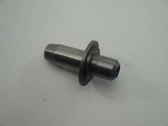 Picture of Guide inlet valve Honda SS, CD,C genuine