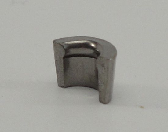 Picture of Valve cotter NT GB4 genuine Honda