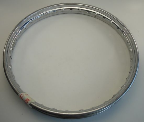Afbeeldingen van Velg 19-1.40 chroom Honda MT