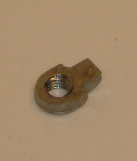 Afbeeldingen van Remsleutel moer Honda SS50 voorrem orig.