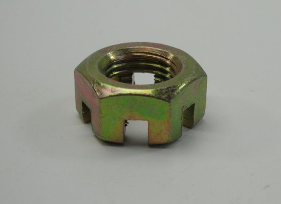 Afbeeldingen van Achteras moer Honda SS50 12mm Repro