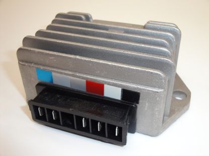 Picture of Voltage regulator Piaggio old type 5-pin