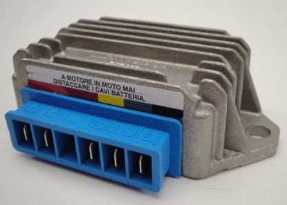 Picture of Voltage regulator Piaggio old type 5-pin