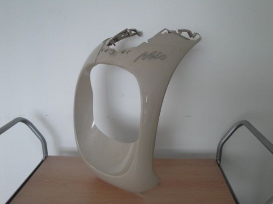 Picture of Front cover bottom Sym Mio genuine