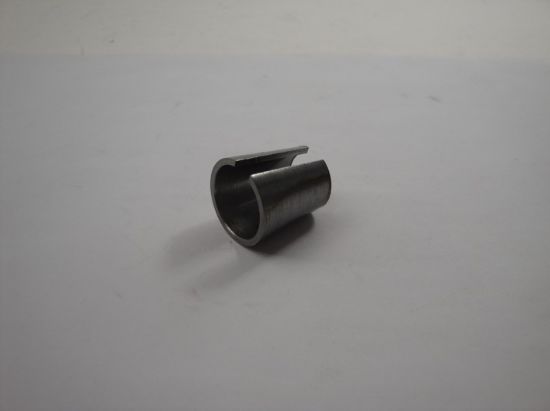 Afbeeldingen van Krukasverloopbus 6V>12V tap Honda