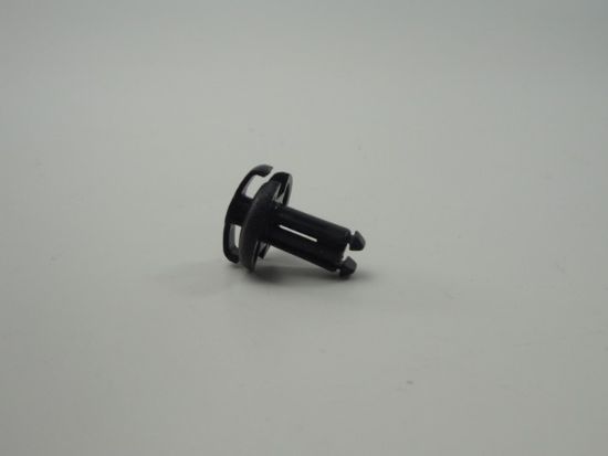 Afbeeldingen van Voorneus, kap clip Honda Vision 4t orig.