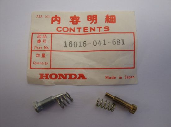 Afbeeldingen van Stelschroevenset Honda C50 C70 (type 1)