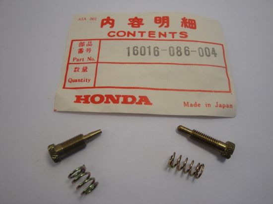 Afbeeldingen van Stelschroevenset Honda C50, C70 (type 2)