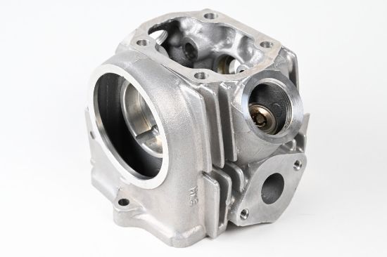 Picture of Cylinder head complete new model 70cc